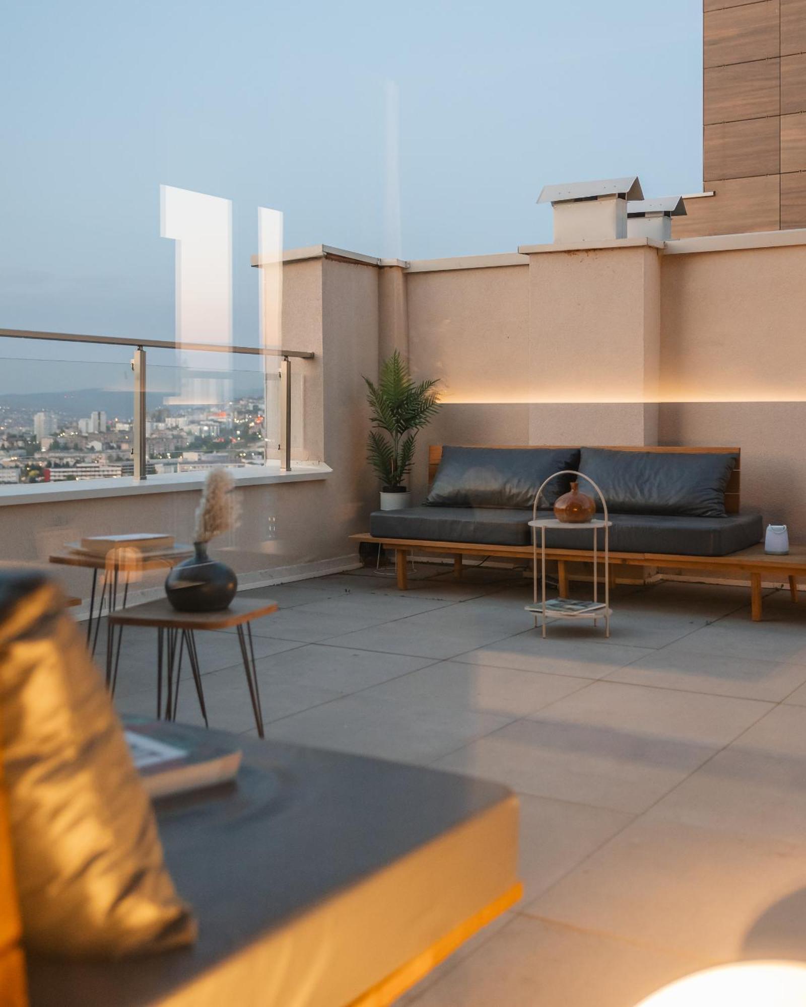 Etern Apart Hotel Приштина Экстерьер фото