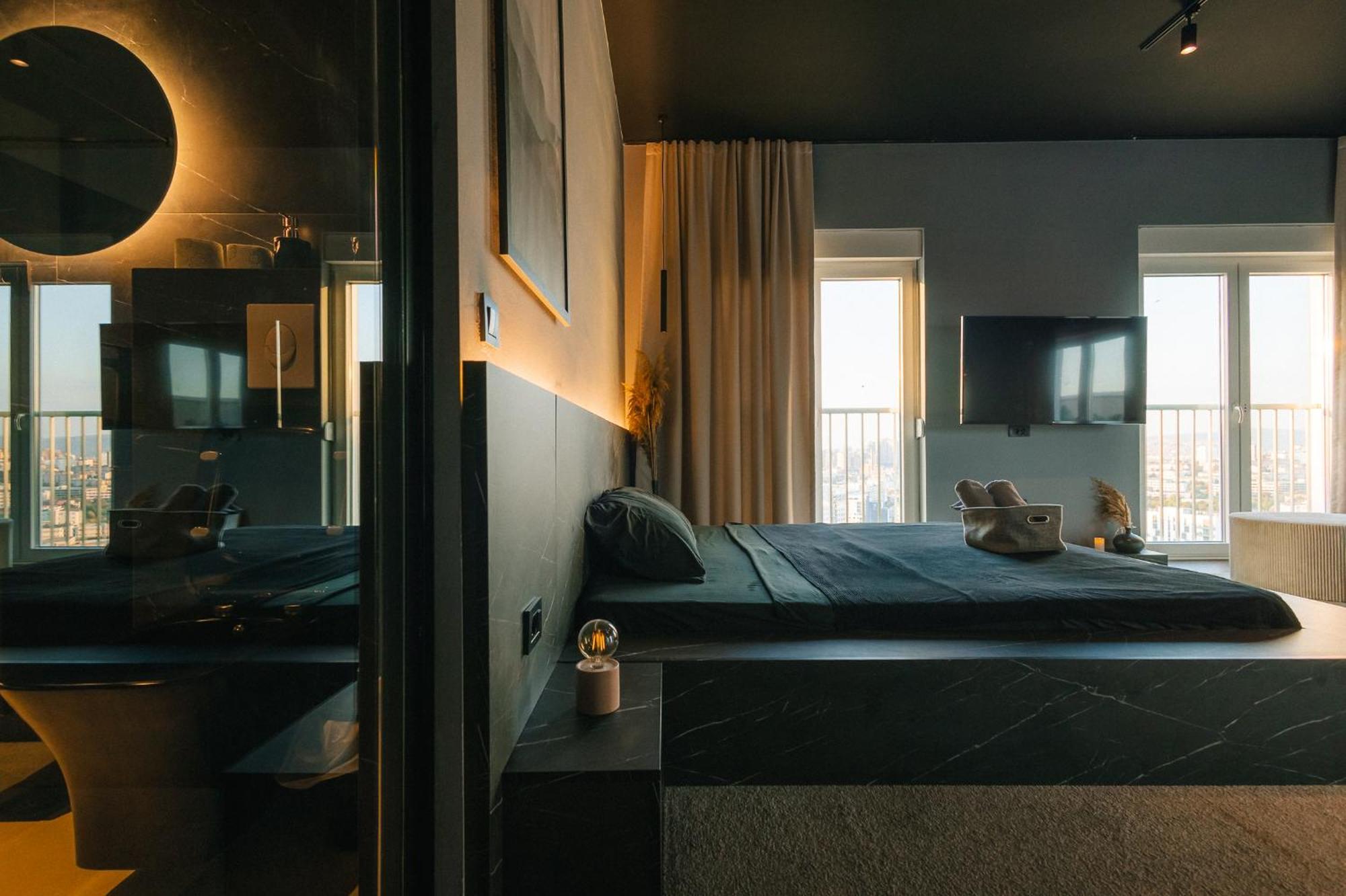 Etern Apart Hotel Приштина Экстерьер фото