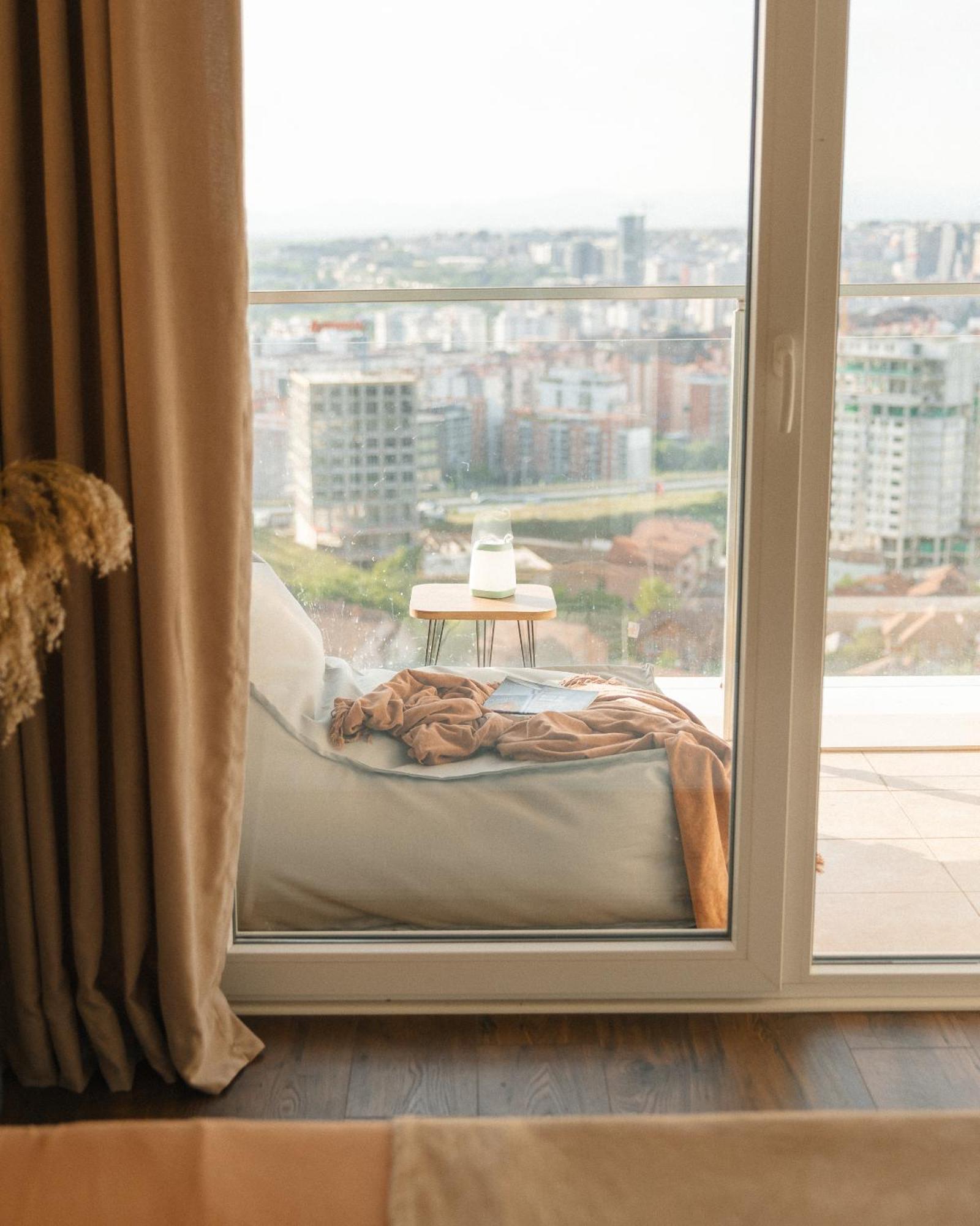 Etern Apart Hotel Приштина Экстерьер фото